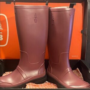 BassOutdoor Field Rain Boot Size 10 Fig Purple/Hawthorne Rose